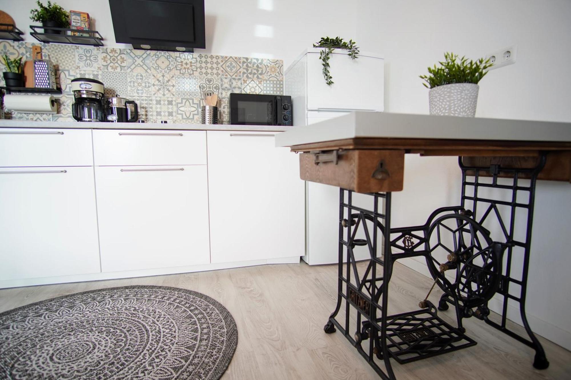 Lenastay I Nostalgieapartment I Innenstadt Kaiserslautern Zewnętrze zdjęcie